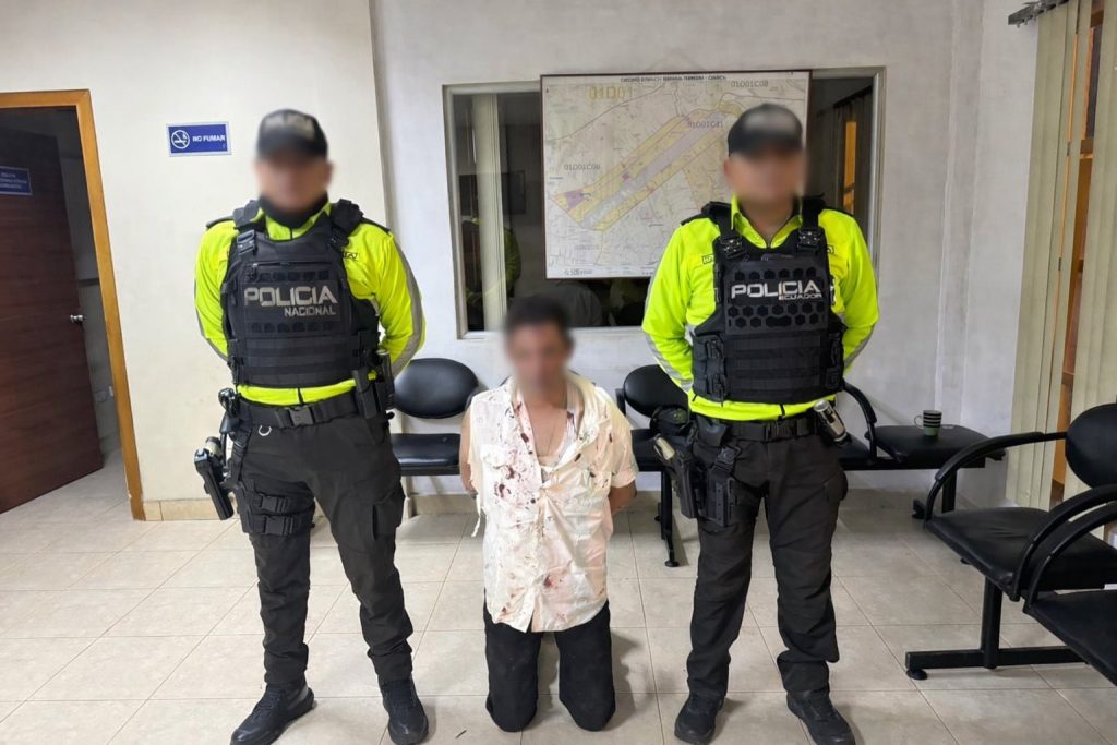 Capturan a sospechoso involucrado en persecución policial en Cuenca