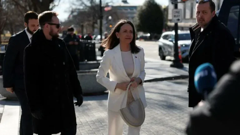 Trump recibe a María Corina Machado en la Casa Blanca en medio de compleja relación con Venezuela