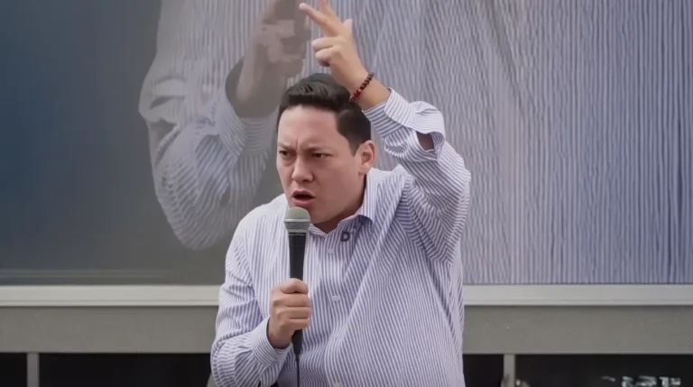 Alcalde de Cuenca cuestiona a tres asambleístas de Azuay y anuncia impulso a revocatoria