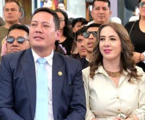 Viceprefecta del Azuay se solidariza con alcalde de Cuenca tras allanamiento