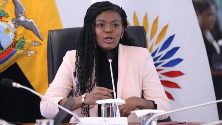 Paola Cabezas se desafilia de Revolución Ciudadana por estrategia electoral