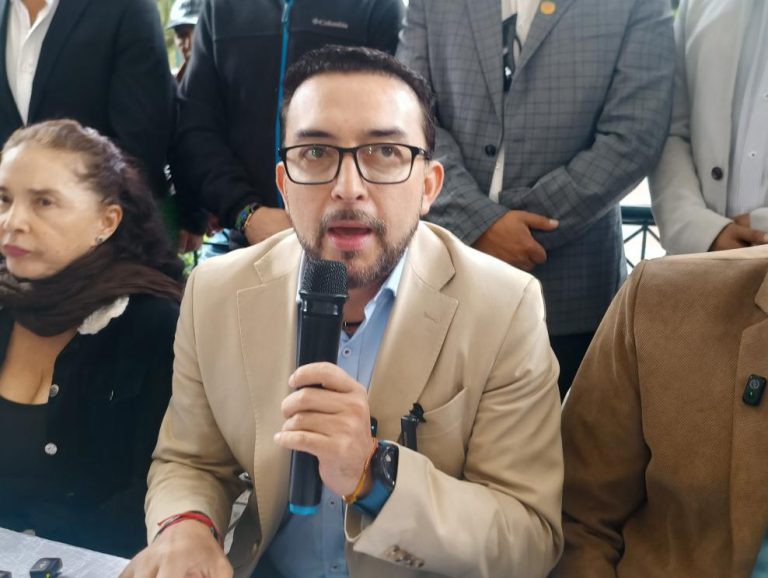 Solicitan información sobre cifra de empleos anunciada en Azuay