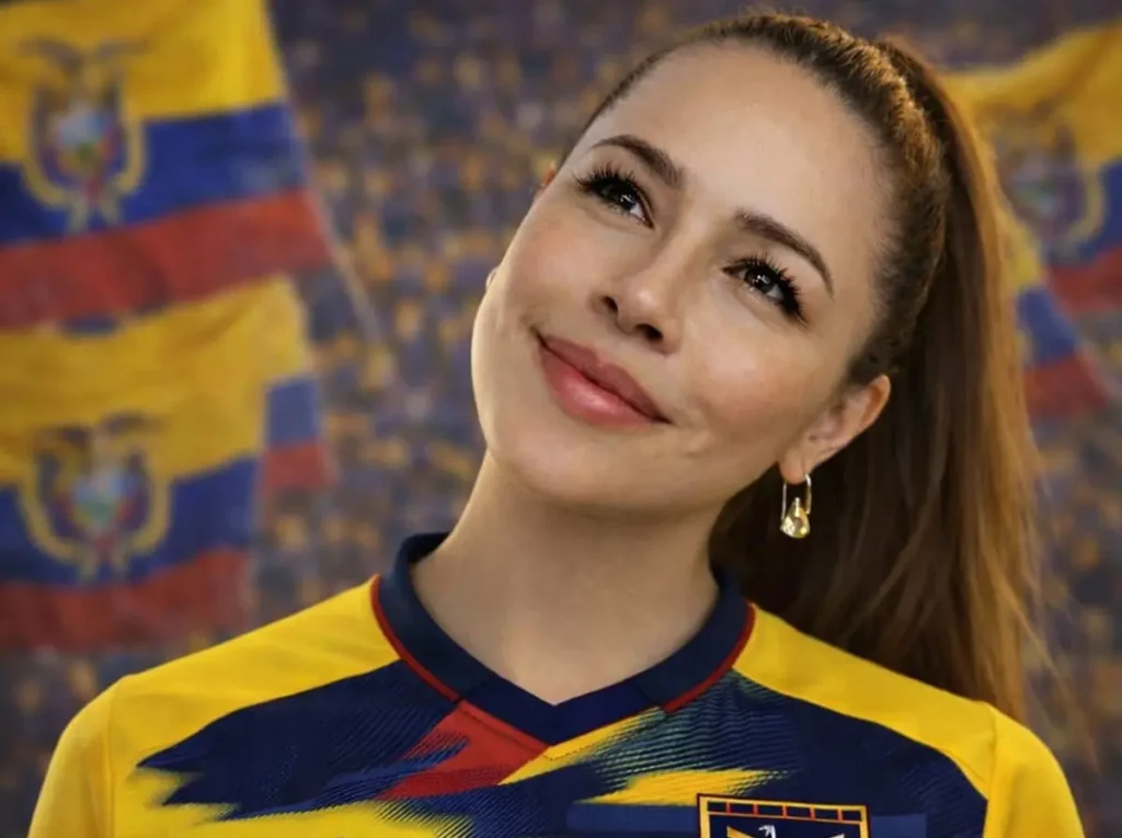 Johy presentó su sencillo «Yo soy Ecuador» una declaración de identidad que conecta a los ecuatorianos dentro y fuera del país