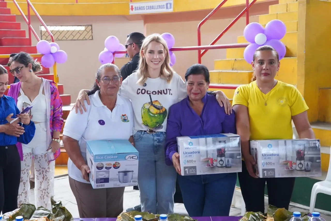 Más de 1.000 mujeres participaron en el primer encuentro de Mujeres ANA en Chone