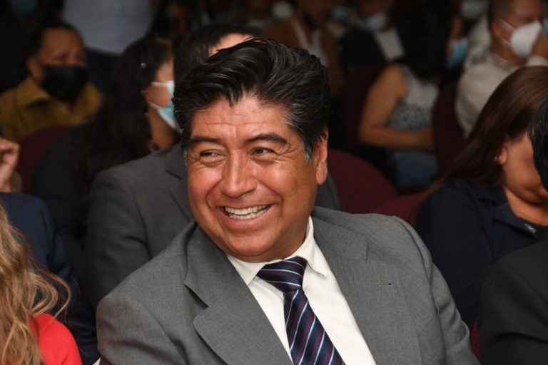 Yunda anuncia su regreso a la contienda por la Alcaldía de Quito en 2026