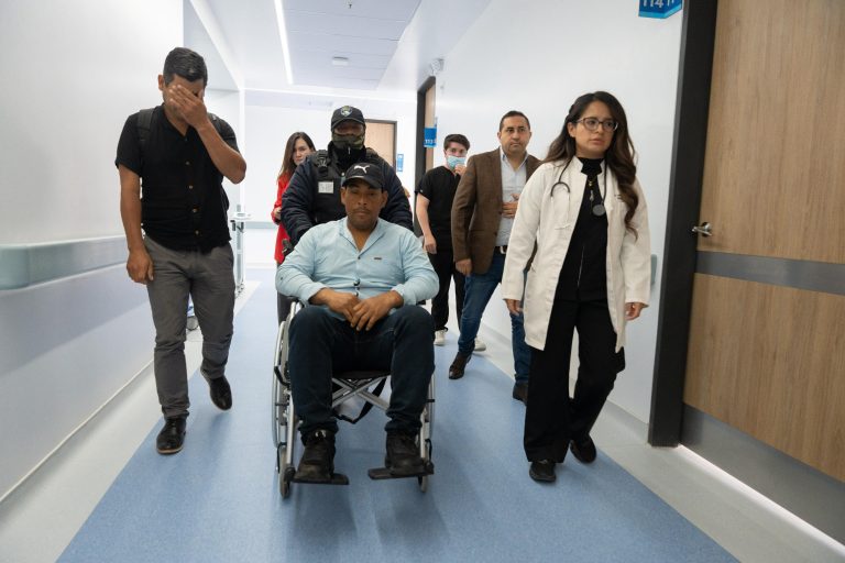 Primer paciente de Galápagos es atendido en el sistema de salud municipal de Cuenca