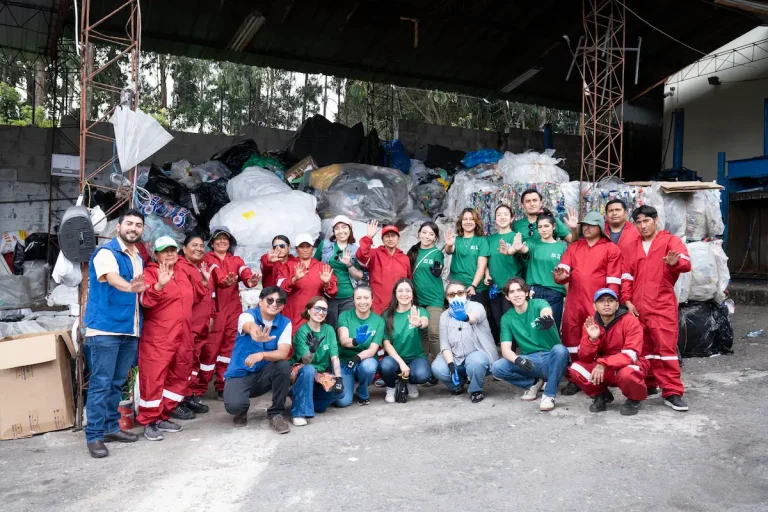 Nestlé Ecuador promueve conciencia ambiental en el Día del Reciclaje