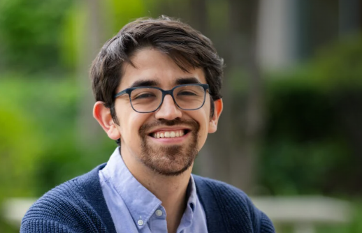 Ecuatoriano recibe premio Pro Bono 2026 de la Facultad de Derecho de Harvard por trabajo con comunidades inmigrantes