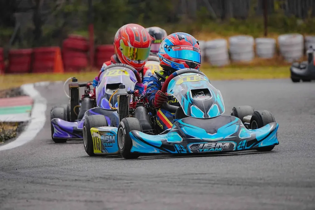 Velocidad y adrenalina a 100 km/h: El Kartódromo Cotopaxi vibró con la sexta válida del Rotax Max Challenge 2026