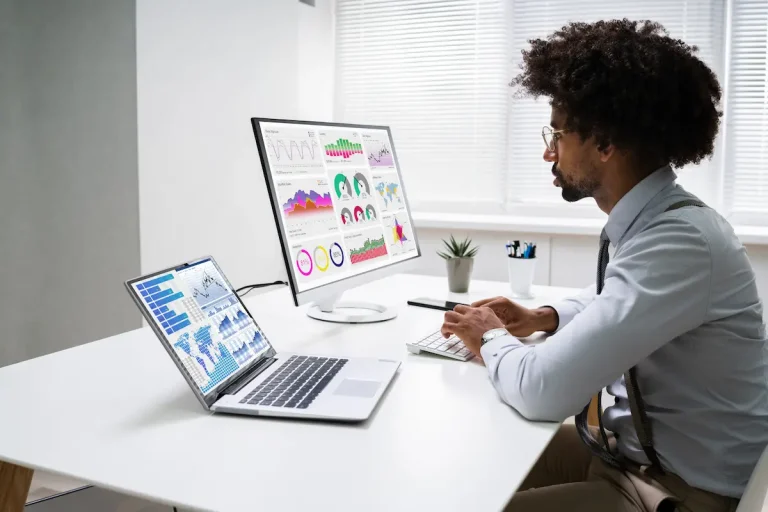 Ecuador lidera el emprendimiento regional y enfrenta el reto de consolidar negocios