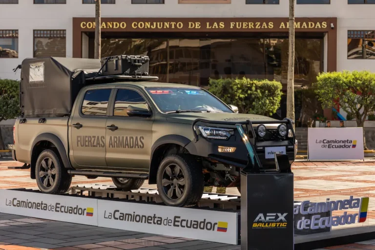 Industria nacional en marcha: Ecuador entrega su primera Patrulla Militar blindada a las Fuerzas Armadas