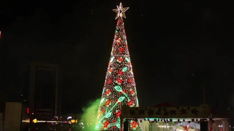 El espíritu navideño se enciende en Guayaquil: Policentro celebrará su tradicional encendido del árbol en un evento bajo techo